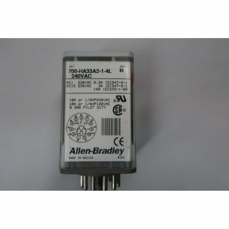 Allen Bradley 240V-Ac Plug-In Relay 700-HA33A2-1-4L